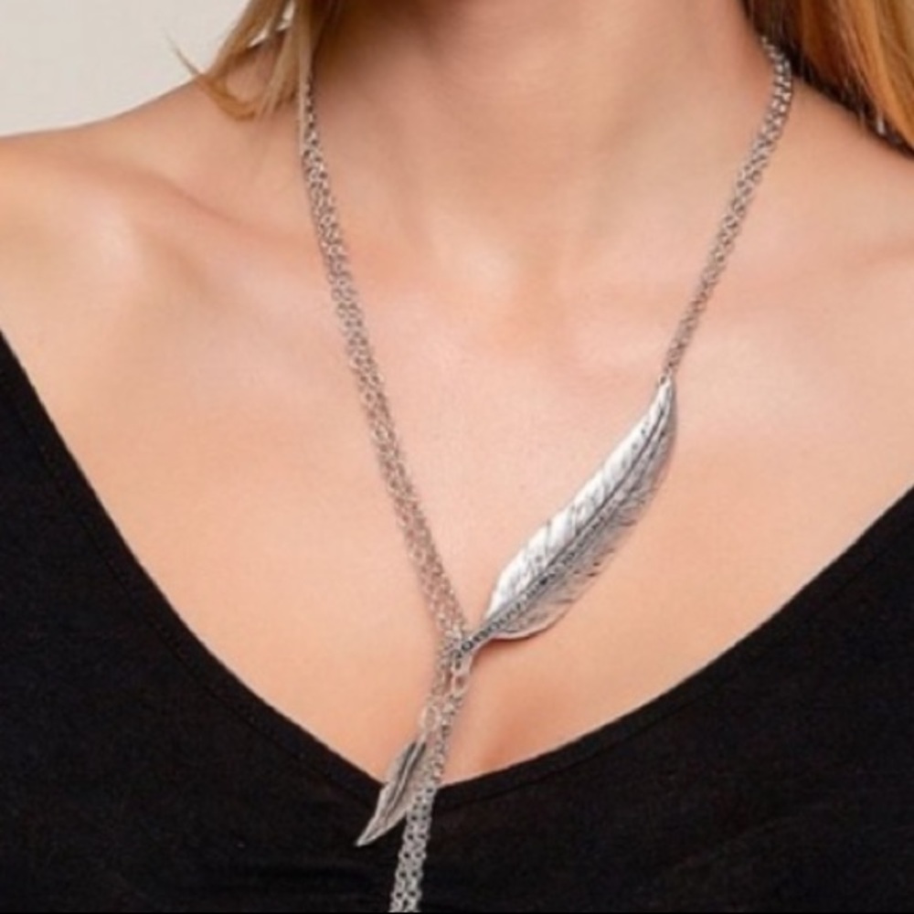 Silvertone Feather Trio Necklace